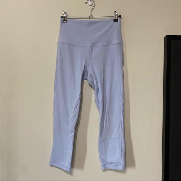 Lululemon Align Crop Pants 21” Pastel Baby Powder Blue Sz 6 Nulu - Picture 2 of 4